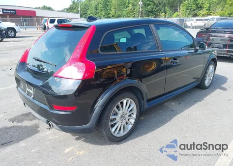 2012 Volvo C30 T5 from USA, damaged, VIN YV1672MK4C2265469